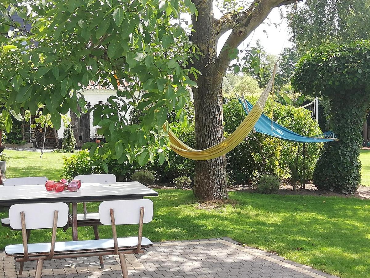 Noest Bed and Breakfast Destelbergen Buitenkant foto